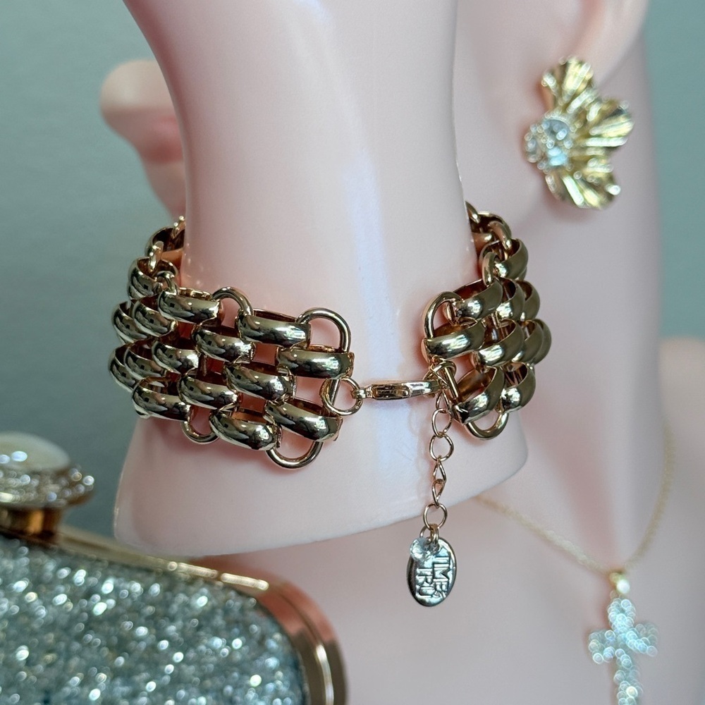 Time and Tru |  Link Bracelet - Picture 7 of 11
